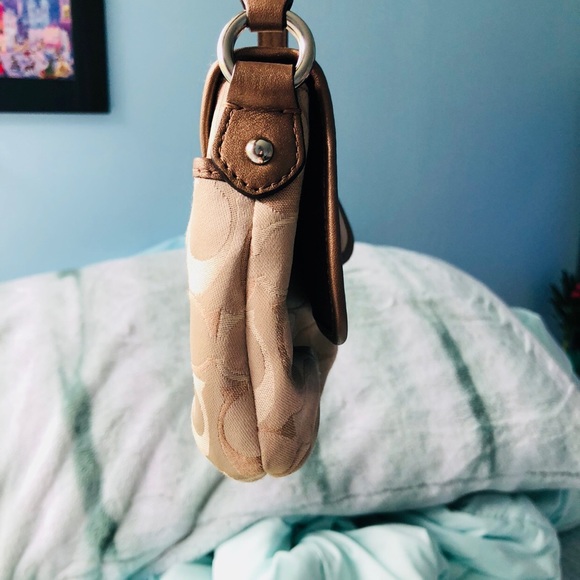 Retro Coach Mini Purse - Picture 3 of 7